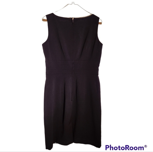 H&M The Perfect Little Black Dress - Picture 2 of 3